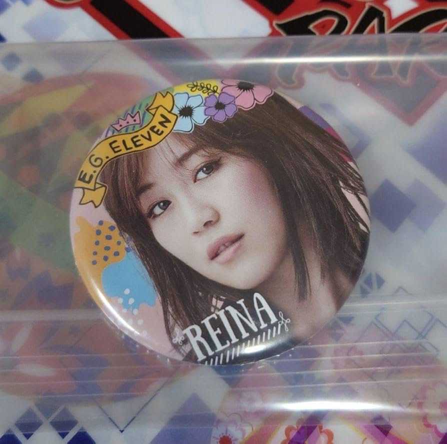 鷲尾伶菜缶バッチ